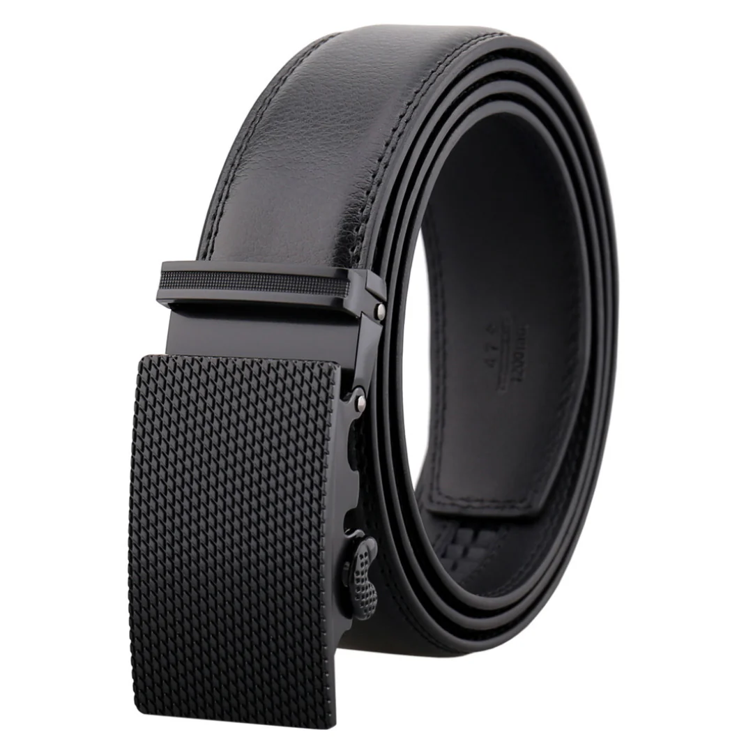 Adjustable Fit Belt with Textured Buckle for Men – Stylish & Durable - Image 3