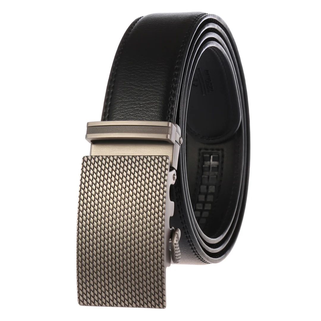 Adjustable Fit Belt with Textured Buckle for Men – Stylish & Durable - Image 5