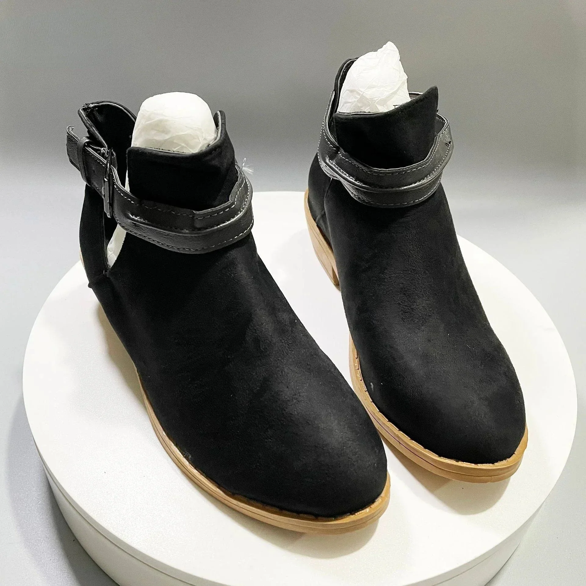 Chic Ankle Boots for Women – Elegant & Comfortable - Image 2