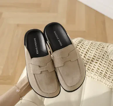 Classic Loafer Clogs for Women – Comfortable & Versatile Design