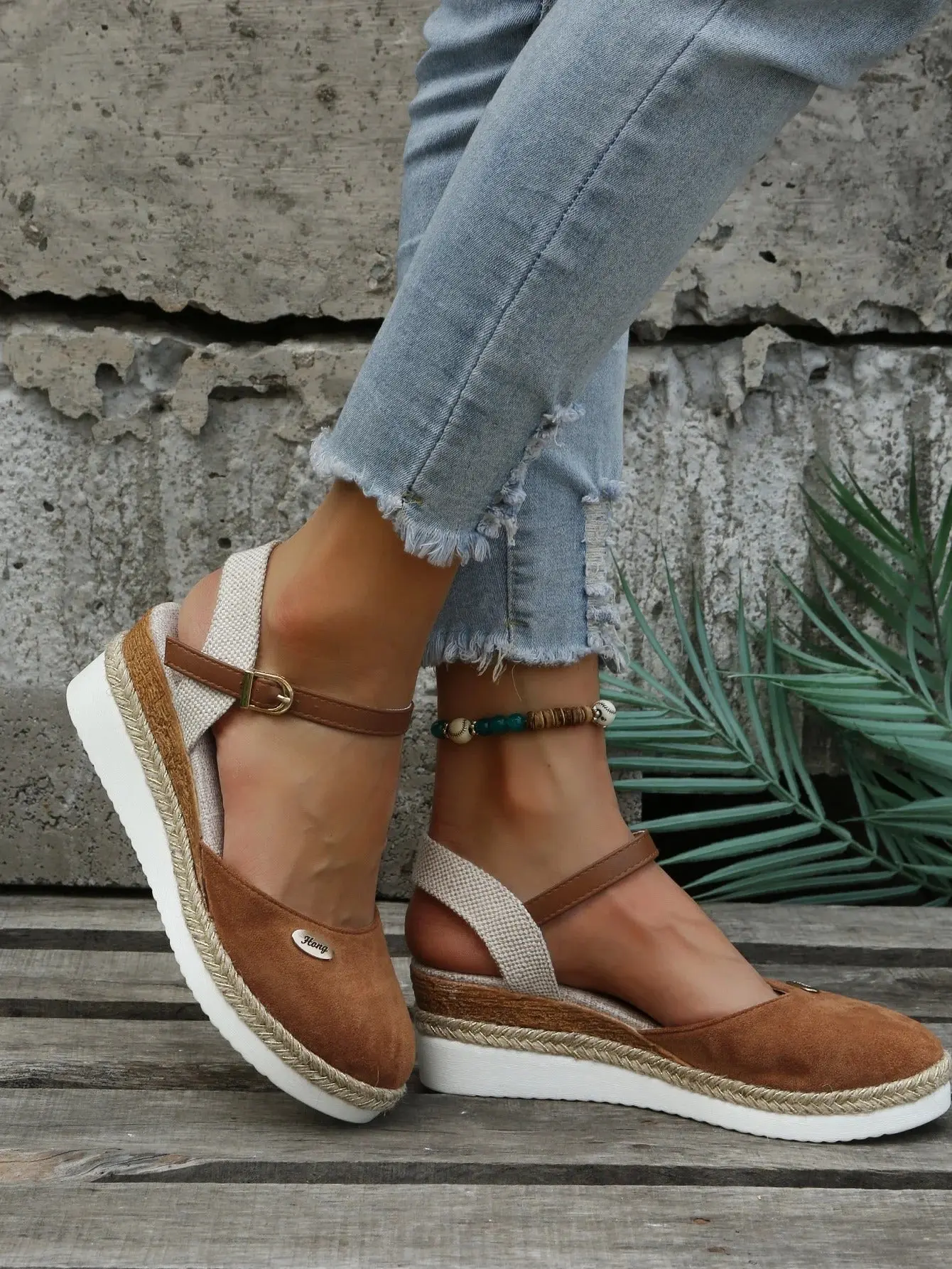 Closed Toe Wedge Sandals for Women – Chic & Comfortable Espadrille Design - Image 4