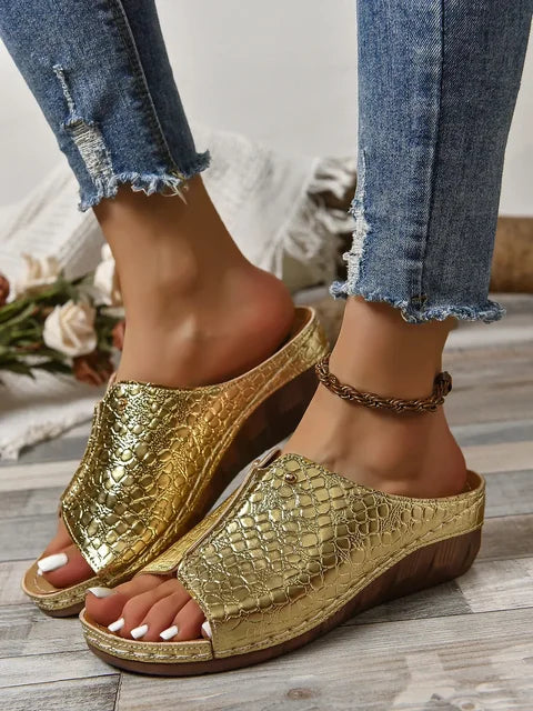 Croc-Embossed Wedge Sandals for Women – Effortless Style & Comfort - Image 2