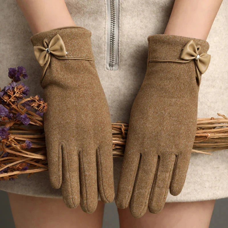 Fitted Bow Detail Wrist-Length Gloves for Women – Stylish & Cozy Design - Image 3