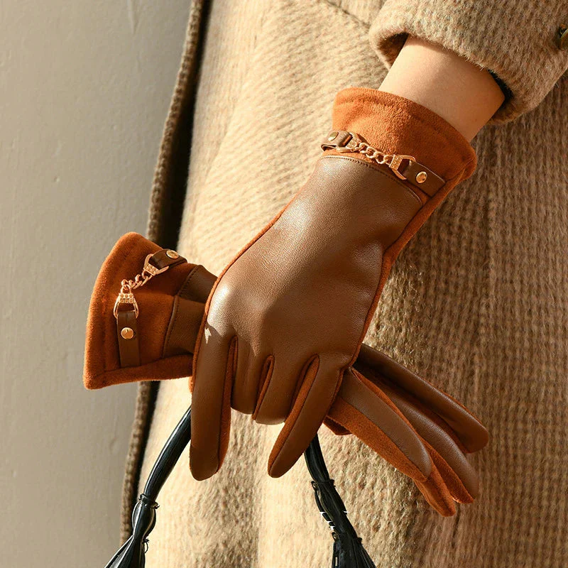 Fitted Chain Accent Wrist-Length Gloves for Women – Stylish & Elegant Design - Image 3