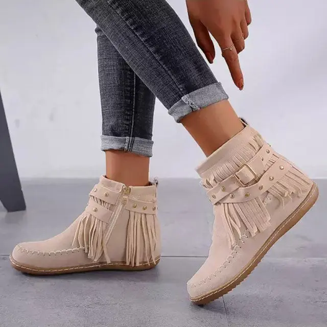 Fringe Buckle Boots for Women – Edgy & Versatile Black Style - Image 4