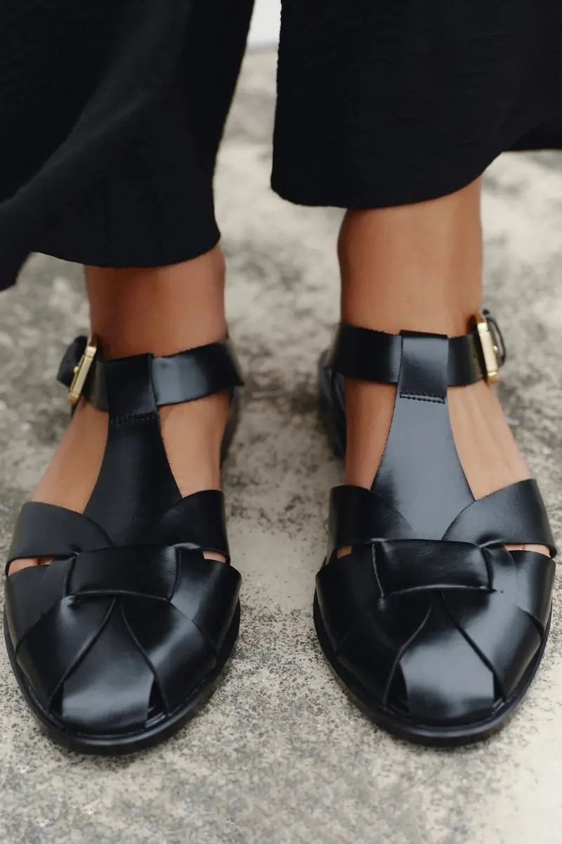 Hollow Ankle Strap Sandals for Women – Stylish & Comfortable Summer Footwear - Image 6