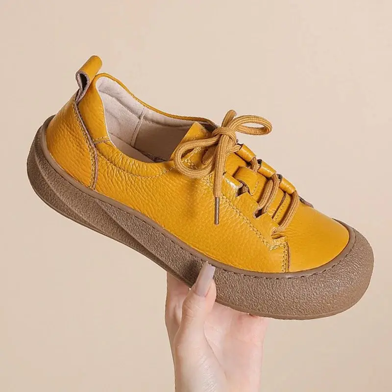 Lightweight Black Flats for Women – Stylish & Comfortable Everyday Wear - Image 2