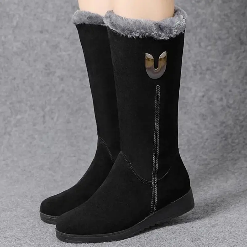 Mid-Calf Suede Boots for Women – Stylish & Warm - Image 5