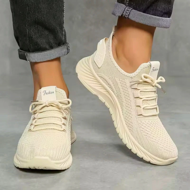 Athletic Low-Top Sneakers for Women – Supportive & Comfortable Design - Image 2