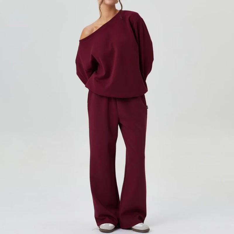 Oversized Off-Shoulder Sweatshirt And Relaxed Fit Wide-Leg Pants Set for Women – Cozy Casual Comfort