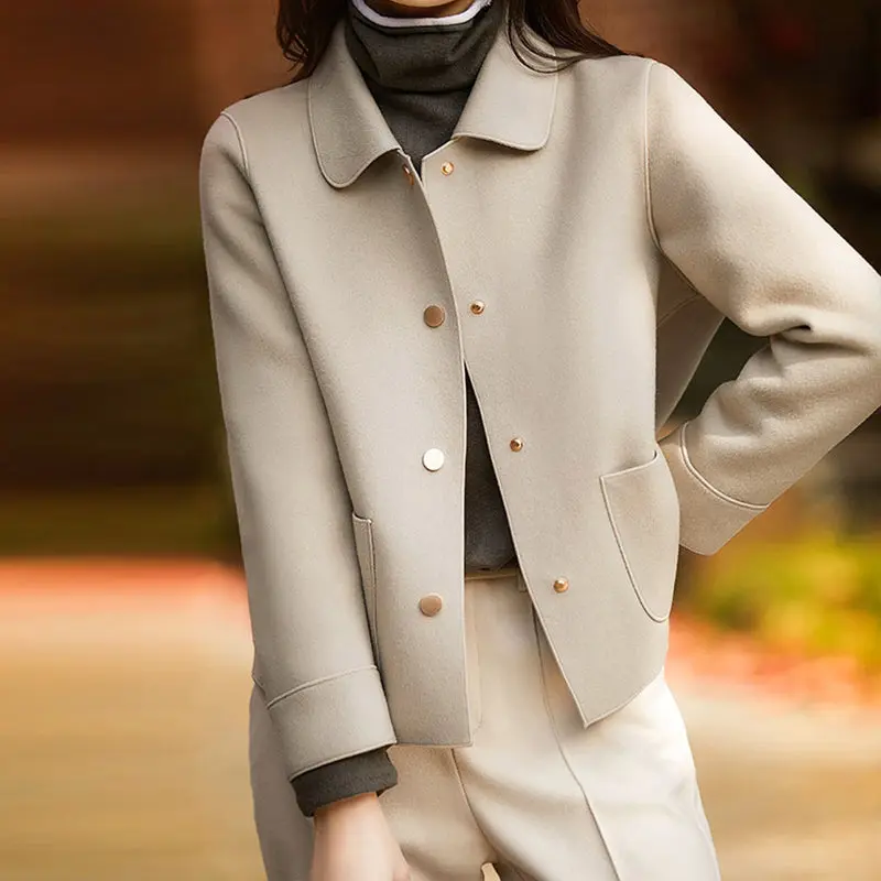 Elegant Jacket for Women – Modern Comfort Design