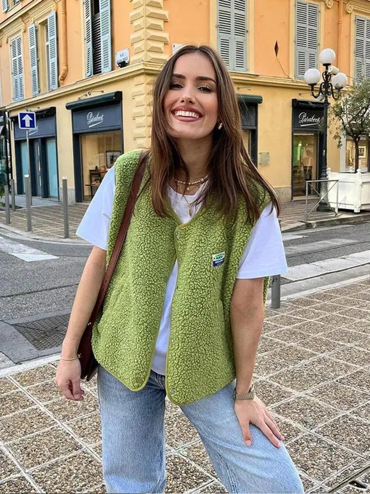 Plush Fleece Vest for Women – Cozy & Effortless Layering - Image 3