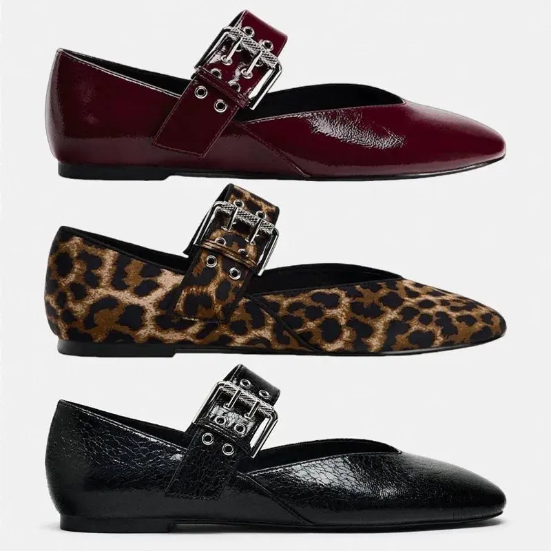 Pointed Toe Flats for Women – Stylish & Versatile - Image 9