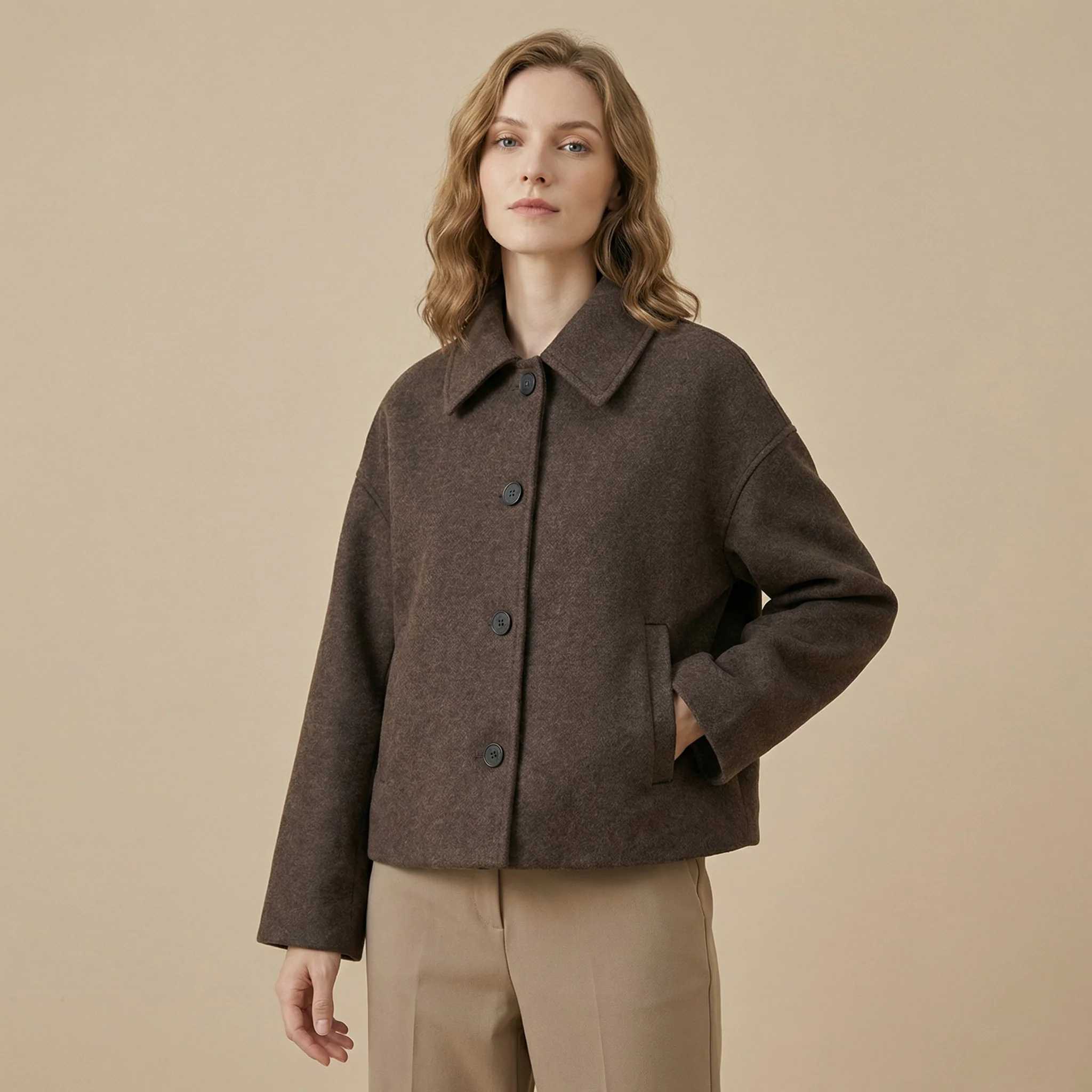Relaxed Fit Collared Jacket for Women – Cozy & Practical Everyday Wear