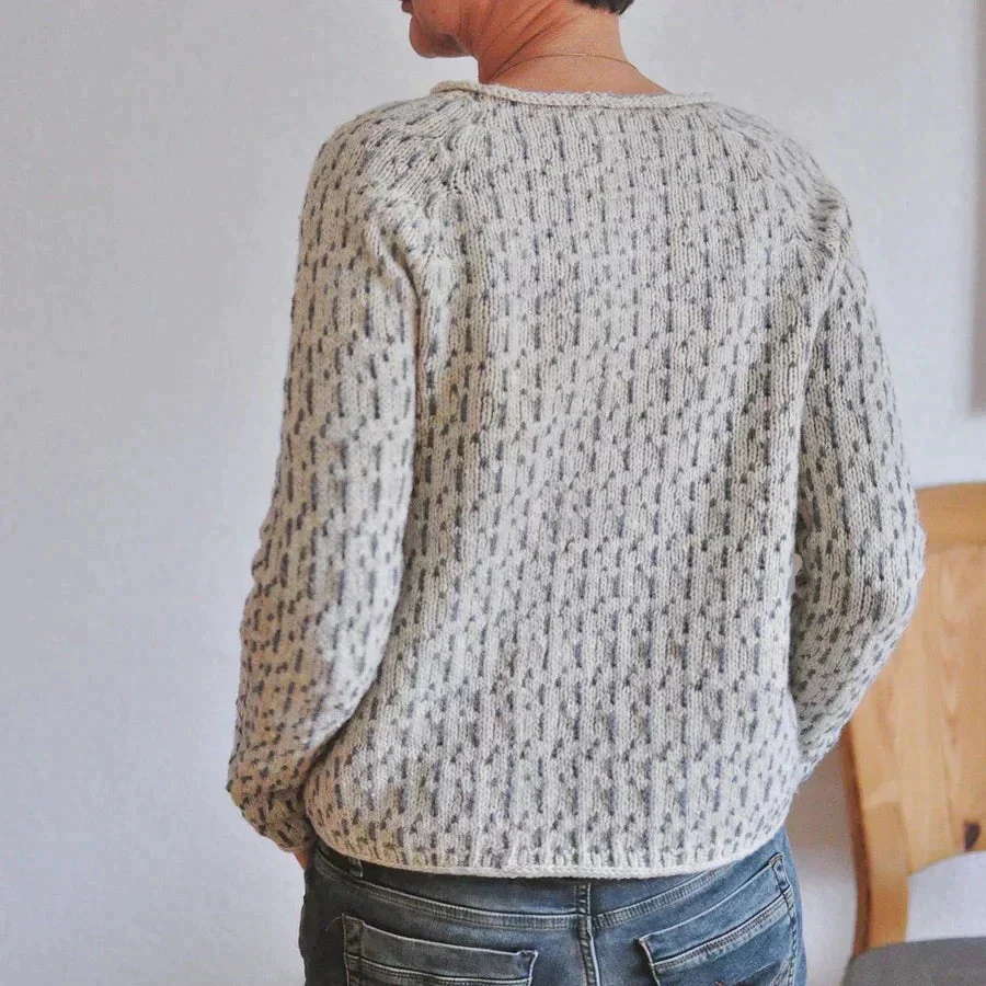 Relaxed Fit Wool Knit Sweater for Women – Cozy Casual Comfort - Image 5