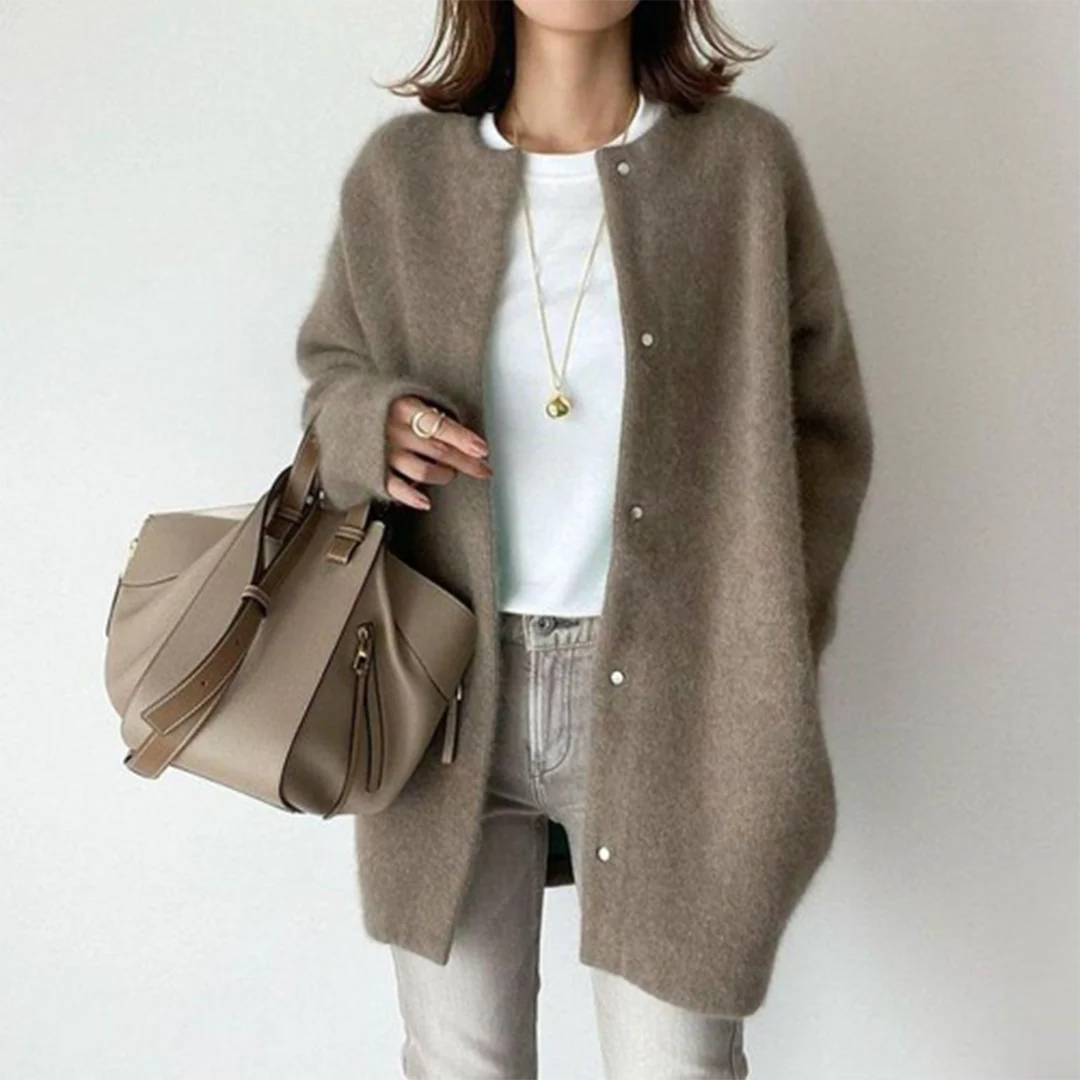 Relaxed Fit Wool Mid-Thigh Cardigan for Women – Cozy Casual Warmth - Image 5