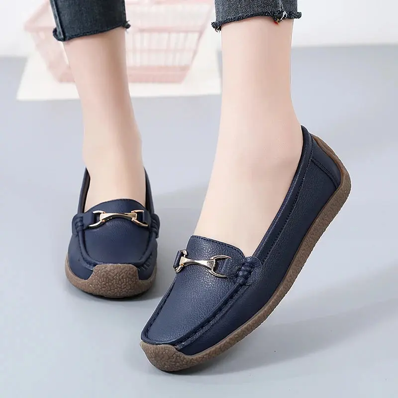 Slip-On Flats for Women – Stylish & Comfortable Moccasin Design - Image 5