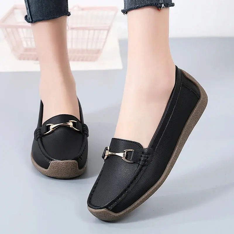 Slip-On Flats for Women – Stylish & Comfortable Moccasin Design - Image 8