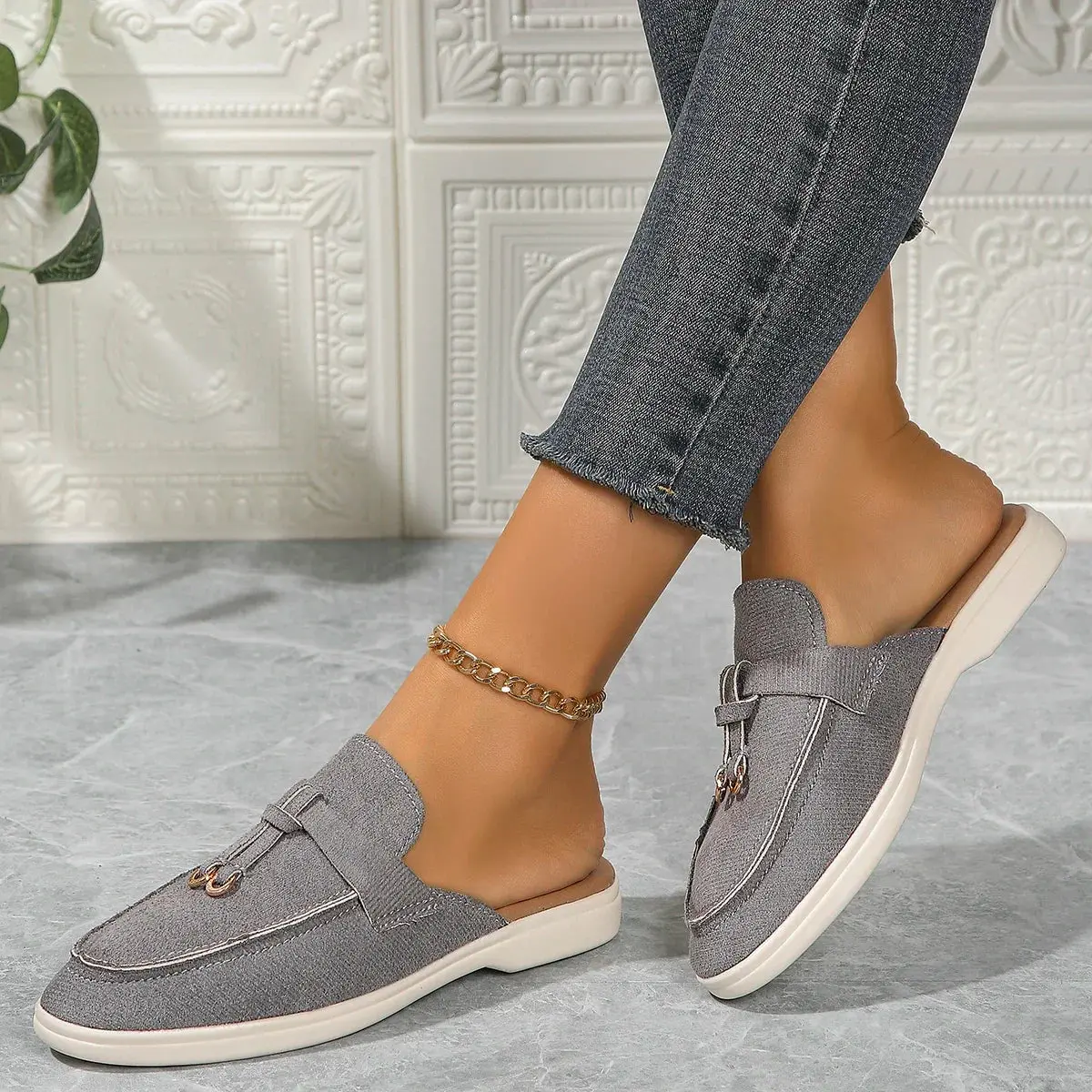 Slip-On Casual Sneakers for Women – Comfortable & Versatile - Image 2
