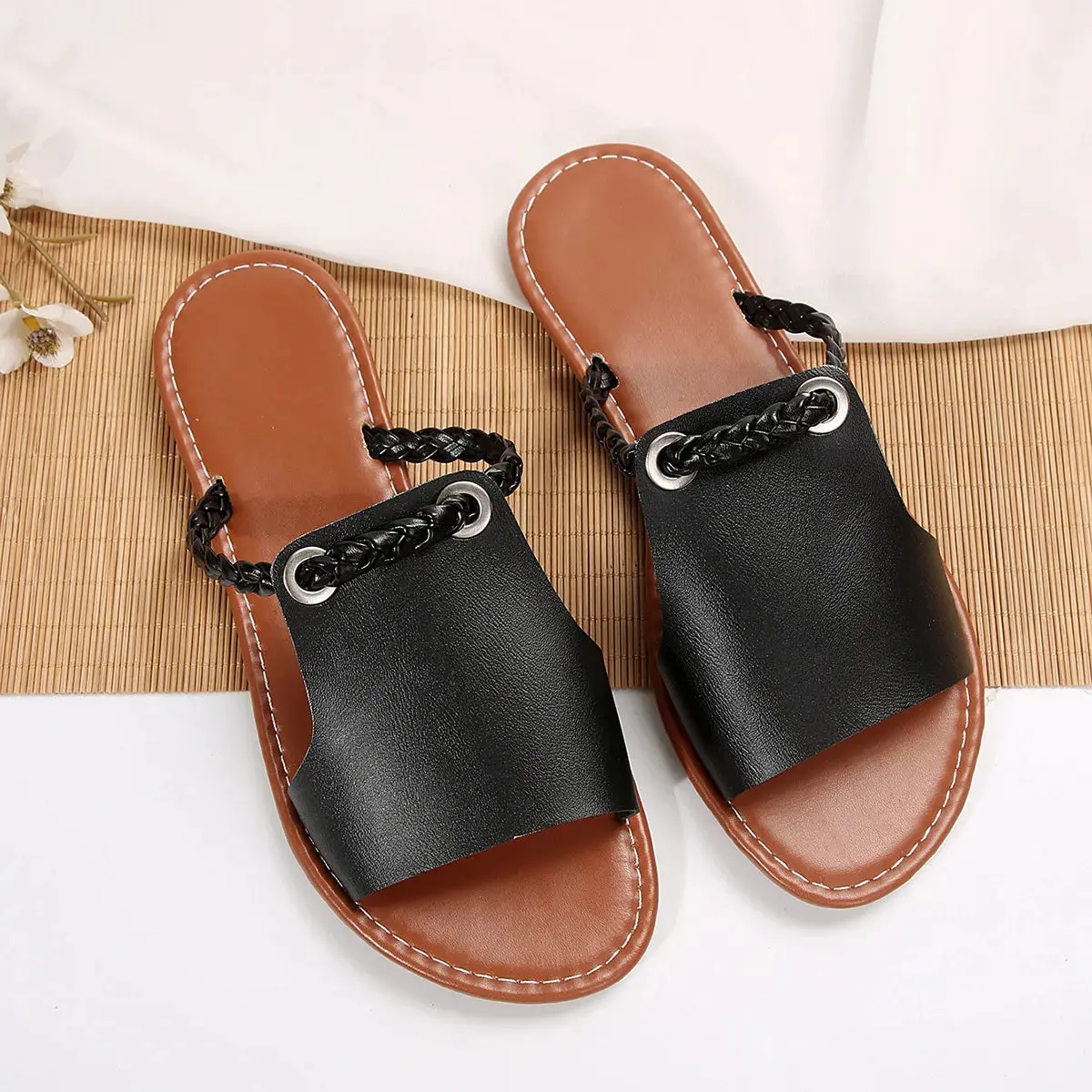 Square Toe Flat Sandals for Women – Stylish & Comfortable Summer Footwear - Image 12