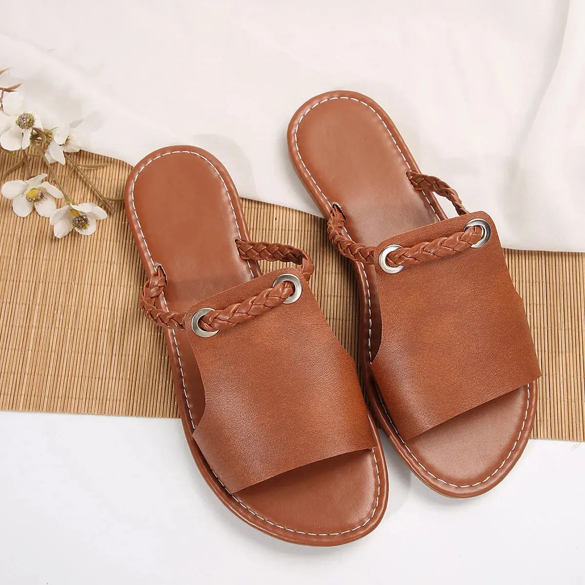 Square Toe Flat Sandals for Women – Stylish & Comfortable Summer Footwear - Image 14