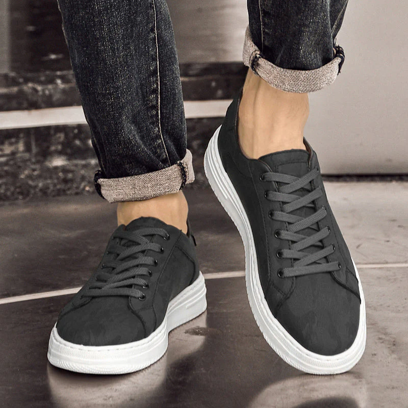 Textured Platform Low-Top Sneakers for Men – Comfort & Support