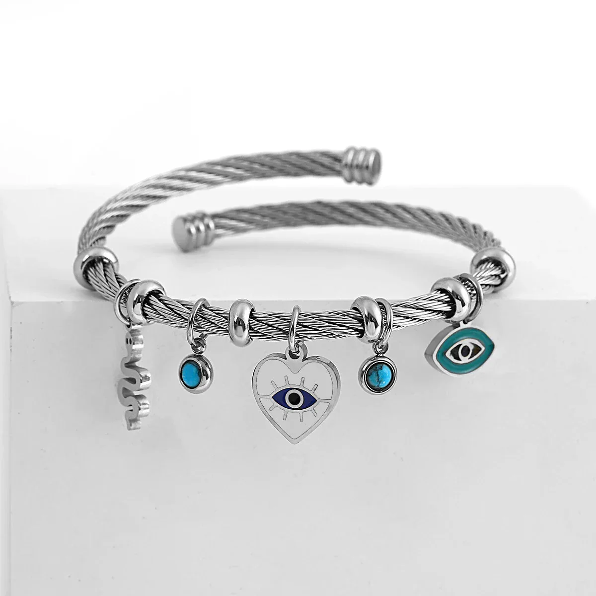 Twisted Band Open Cuff Bracelet for Women – Stylish Everyday Accessory - Image 5