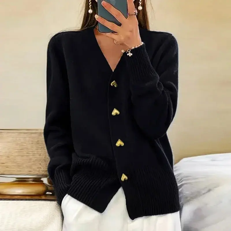 V-Neck Cardigan Sweater for Women – Stylish & Cozy Layering Piece - Image 4